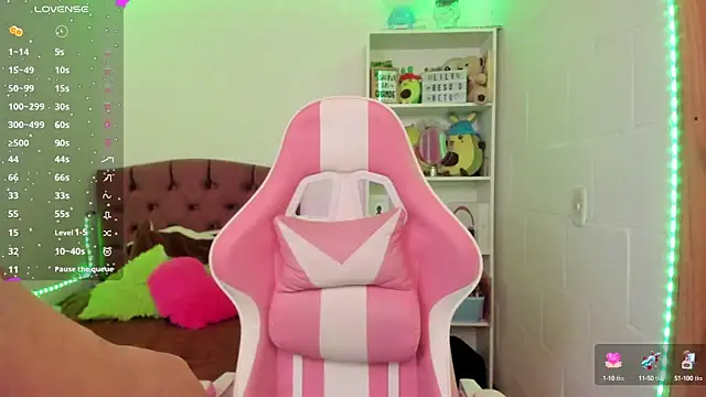 kit kat 10 online show from 03-04-25, 03:44