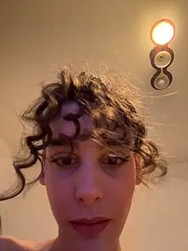 Snapshot of Mazzekyn chatting on 02-25-25, 09:24 Mazzekyn online show from 02-25-25, 09:24