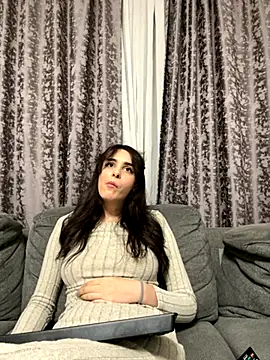 Snapshot of Mazzekyn chatting on 09-26-25, 06:12 Mazzekyn online show from 09-26-25, 06:12