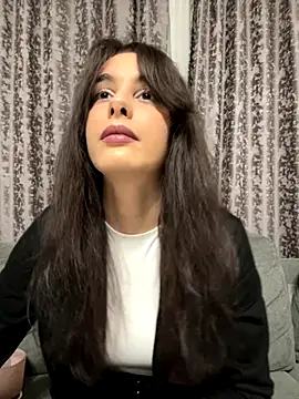 Snapshot of Mazzekyn chatting on 09-28-25, 04:23 Mazzekyn online show from 09-28-25, 04:23