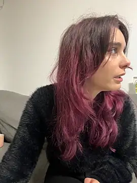 Snapshot of Mazzekyn chatting on 10-22-25, 05:13 Mazzekyn online show from 10-22-25, 05:13