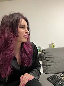 Snapshot of Mazzekyn chatting on 10-23-25, 05:23 Mazzekyn online show from 10-23-25, 05:23