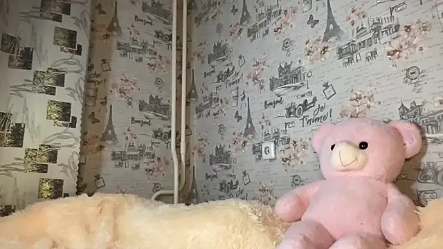 Just Scarlet  online show from 03-22-25, 03:31