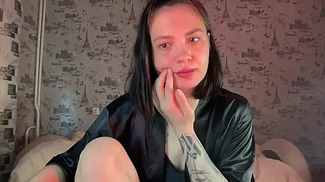 Just Scarlet  online show from 09-12-25, 06:24