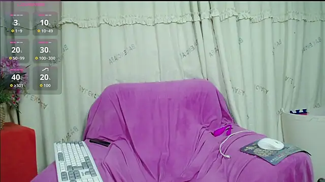 Snapshot of Alisawa chatting on 10-11-25, 02:33 Alisawa online show from 10-11-25, 02:33