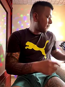 Snapshot of Saipuer31 chatting on 12-05-25, 06:59 Saipuer31 online show from 12-05-25, 06:59