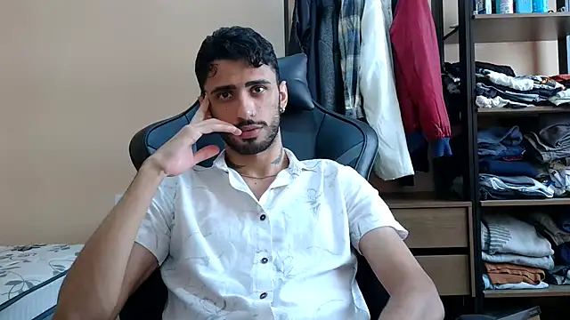 Snapshot of iendriw chatting on 03-09-26, 12:09 iendriw online show from 03-09-26, 12:09