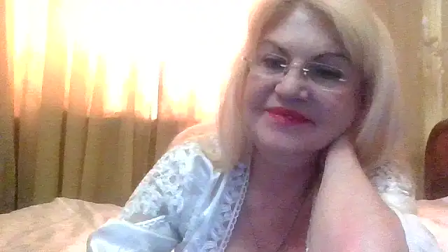 Snapshot of Heidi-Helga chatting on 11-01-25, 06:15 Heidi-Helga online show from 11-01-25, 06:15