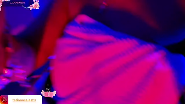 Snapshot of tatiana_10 chatting on 03-03-25, 07:43 tatiana 10 online show from 03-03-25, 07:43