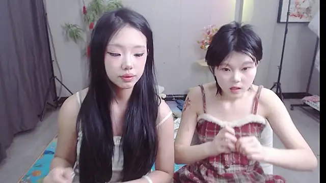 Snapshot of Facai55555 chatting on 03-05-25, 02:12 Facai55555 online show from 03-05-25, 02:12