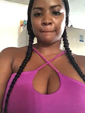 Snapshot of ValerieBlakee chatting on 05-18-26, 04:24 ValerieBlakee online show from 05-18-26, 04:24