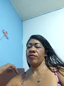 Tocameamor online show from 03-06-25, 04:49