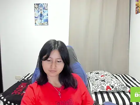 Snapshot of xoxo_kiitty chatting on 10-17-25, 01:31 xoxo kiitty online show from 10-17-25, 01:31