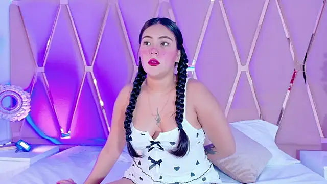 Emily Black1 online show from 05-26-26, 11:01