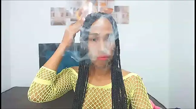 Snapshot of red_veltet chatting on 02-23-25, 11:55 red veltet online show from 02-23-25, 11:55
