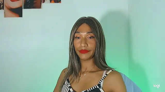 Snapshot of red_veltet chatting on 09-14-25, 01:16 red veltet online show from 09-14-25, 01:16