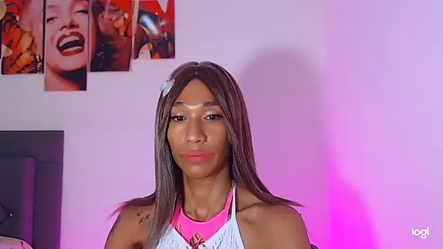 red veltet online show from 11-17-25, 03:18