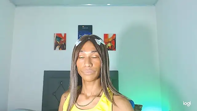 red veltet online show from 03-18-26, 05:38