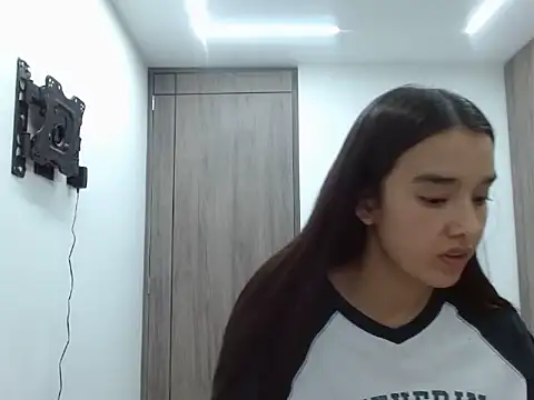  luna 777 online show from 04-27-26, 12:41