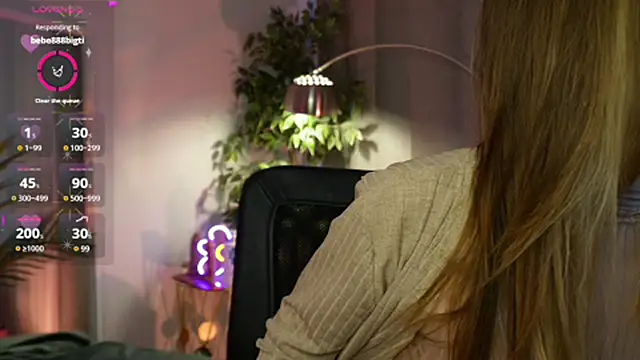 luna joy  online show from 10-05-25, 02:59