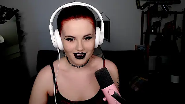 Della Ideal online show from 11-08-25, 06:07