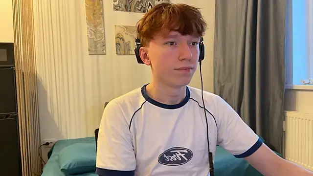 Snapshot of tommy_colson chatting on 12-01-25, 10:53 tommy colson online show from 12-01-25, 10:53