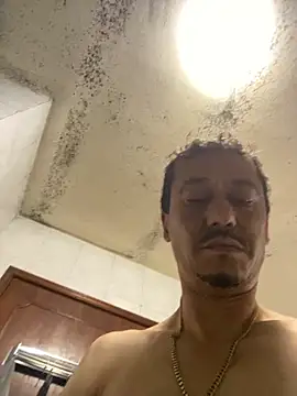 rogerdik76 online show from 03-29-26, 08:42