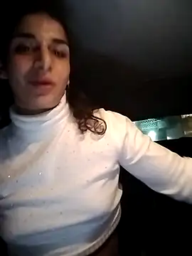 Loladanger20 online show from 12-17-25, 11:11