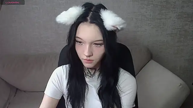 Snapshot of mefwhore chatting on 02-28-25, 03:15 mefwhore online show from 02-28-25, 03:15