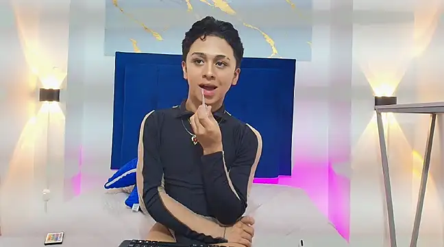 Snapshot of Dante_bre chatting on 03-15-25, 09:27 Dante bre online show from 03-15-25, 09:27