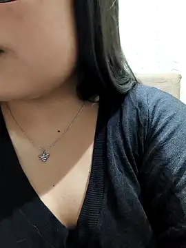 Snapshot of virginbrunette99 chatting on 11-06-25, 06:03 virginbrunette99 online show from 11-06-25, 06:03