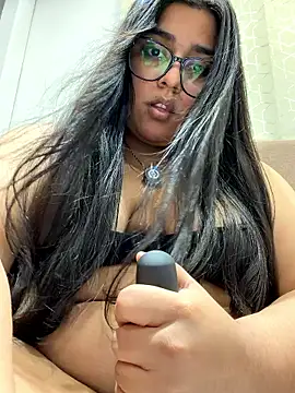 Snapshot of virginbrunette99 chatting on 01-08-26, 05:21 virginbrunette99 online show from 01-08-26, 05:21