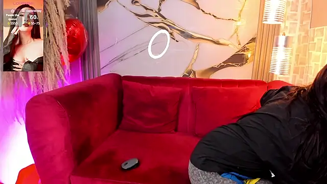 Snapshot of Bella_williamss_ chatting on 11-01-25, 09:17 Bella williamss online show from 11-01-25, 09:17