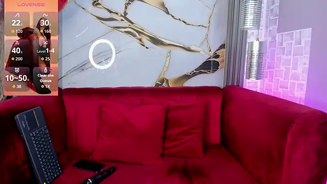 Snapshot of Bella_williamss_ chatting on 02-27-26, 06:19 Bella williamss online show from 02-27-26, 06:19