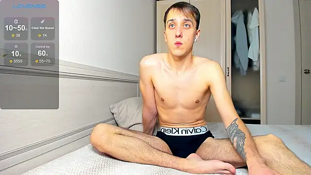 Snapshot of your_super_hero chatting on 11-20-25, 02:23 your super hero online show from 11-20-25, 02:23