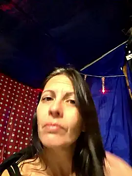 Snapshot of SillyRabbitz chatting on 12-22-25, 03:25 SillyRabbitz online show from 12-22-25, 03:25