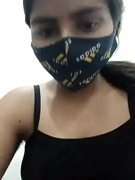 Snapshot of heena-3678 chatting on 03-12-25, 12:47 heena-3678 online show from 03-12-25, 12:47