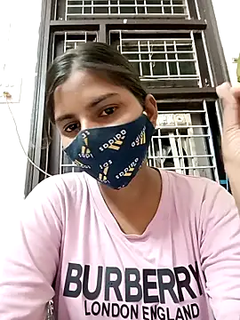 Snapshot of heena-3678 chatting on 09-13-25, 02:06 heena-3678 online show from 09-13-25, 02:06