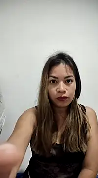 Snapshot of BellaMex89 chatting on 02-25-25, 08:14 BellaMex89 online show from 02-25-25, 08:14