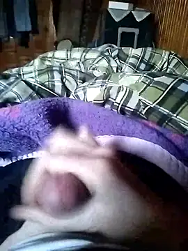 Snapshot of surfacespurt54 chatting on 02-23-25, 03:29 surfacespurt54 online show from 02-23-25, 03:29