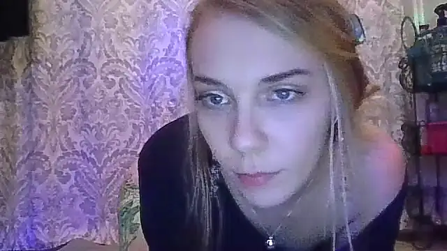 qtkayyzzxoxo online show from 03-09-25, 02:39