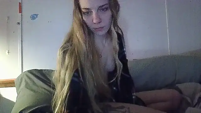 qtkayyzzxoxo online show from 03-17-25, 07:37