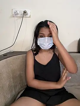 Snapshot of Your_ishani_baby chatting on 10-10-25, 05:56 Your ishani baby online show from 10-10-25, 05:56