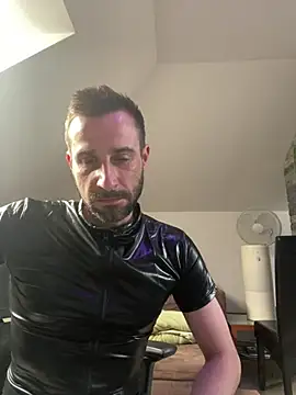 gryzoon online show from 04-23-26, 05:19