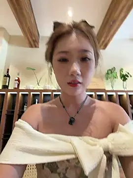 Xiaoxia-Baby online show from 06-12-26, 04:55