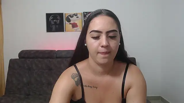 Snapshot of Anthonela_Queen chatting on 03-09-25, 05:22 Anthonela Queen online show from 03-09-25, 05:22
