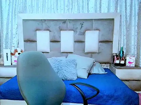 indiantopaz694u online show from 03-17-25, 07:35