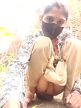 Snapshot of Chhavi_Chadha chatting on 08-07-26, 02:13 Chhavi Chadha online show from 08-07-26, 02:13
