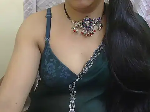 Lovely Manvi online show from 09-10-25, 01:00