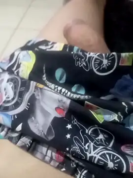 Snapshot of Magrinholl chatting on 03-02-25, 02:08 Magrinholl online show from 03-02-25, 02:08